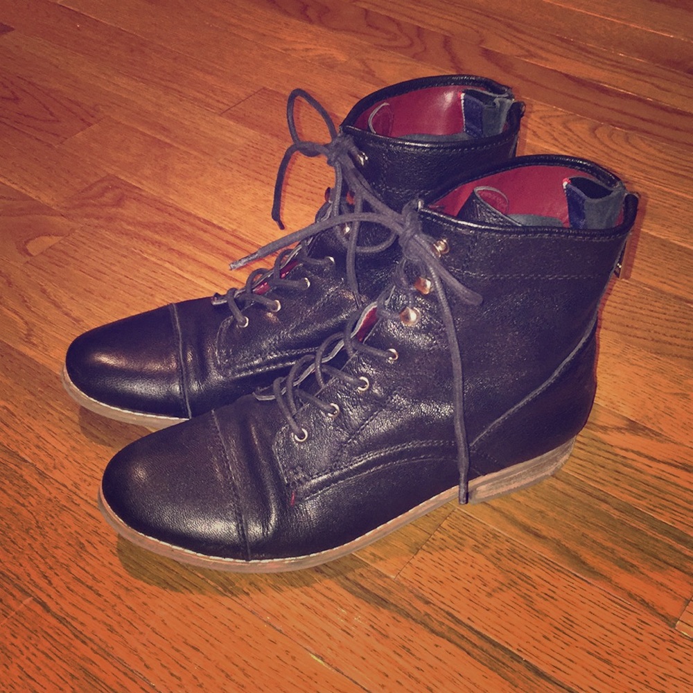 Tommy Hilfiger Lace up flat boots